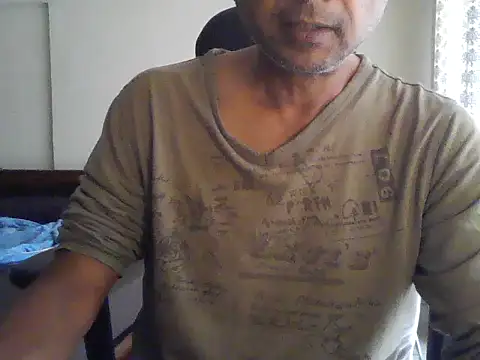 Snapshot of Moh-Moksha chatting on 02-04-26, 09:37 Moh-Moksha online show from 02-04-26, 09:37