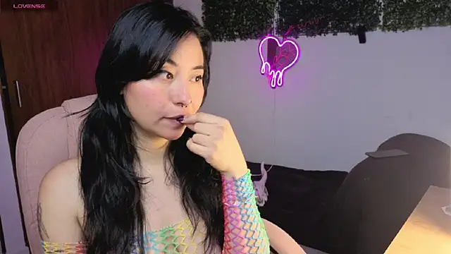Snapshot of LolaOpalX chatting on 04-22-26, 12:24 LolaOpalX online show from 04-22-26, 12:24