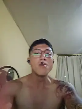 Xavlex0803 online show from 04-04-26, 01:26