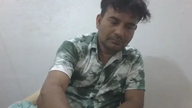 Snapshot of KUMA_500 chatting on 04-26-26, 02:48 KUMA 500 online show from 04-26-26, 02:48