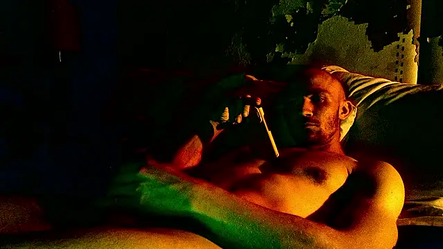 Snapshot of cloudyplay661 chatting on 03-22-26, 02:59 cloudyplay661 online show from 03-22-26, 02:59