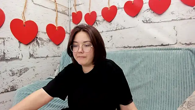 Sweetie Rozzy online show from 05-06-26, 01:25