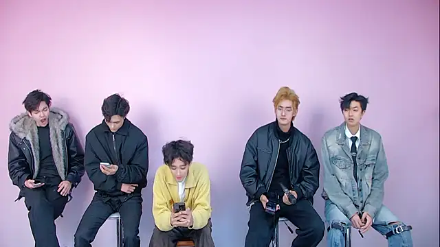 GG-boy002 online show from 01-10-26, 02:57