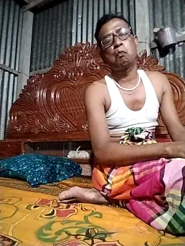 Snapshot of Hot-headed chatting on 04-04-26, 05:32 Hot-headed online show from 04-04-26, 05:32