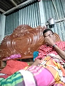 Snapshot of Hot-headed chatting on 04-08-26, 05:24 Hot-headed online show from 04-08-26, 05:24