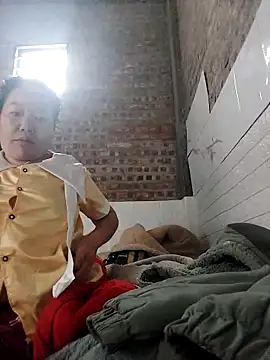 Snapshot of donaaa2 chatting on 02-14-26, 01:46 donaaa2 online show from 02-14-26, 01:46