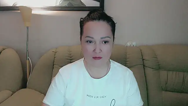 infinity loveliness online show from 10-18-25, 06:37