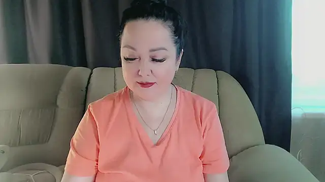 infinity loveliness online show from 11-24-25, 08:03