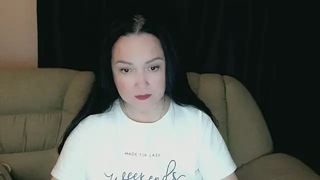 Snapshot of infinity_loveliness chatting on 12-21-25, 10:11 infinity loveliness online show from 12-21-25, 10:11