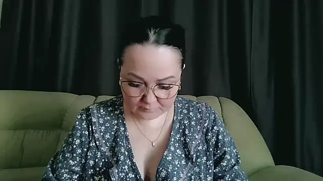 Snapshot of infinity_loveliness chatting on 04-14-26, 08:42 infinity loveliness online show from 04-14-26, 08:42