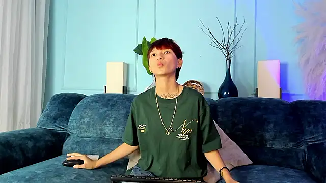 Jessi Suho online show from 01-11-26, 07:52