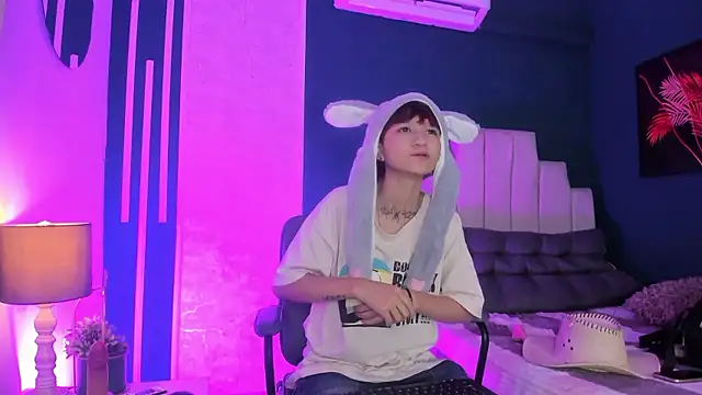 Jessi Suho online show from 01-12-26, 08:14