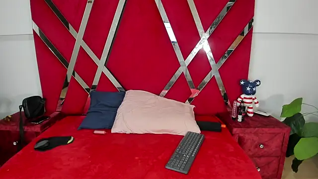 aishaxht online show from 03-15-26, 09:43