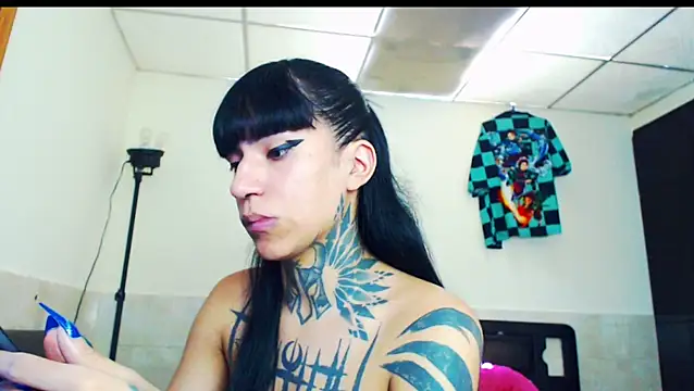 jazmin wolf online show from 02-11-26, 05:07