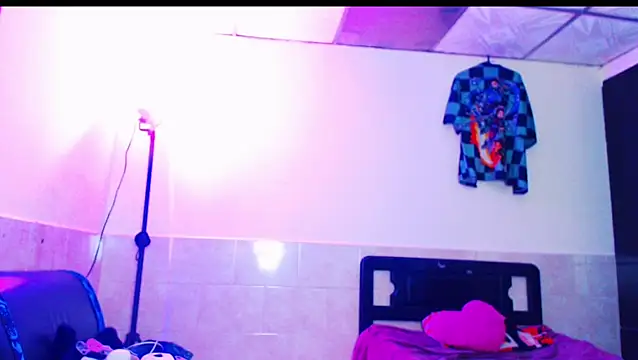 jazmin wolf online show from 02-23-26, 11:40