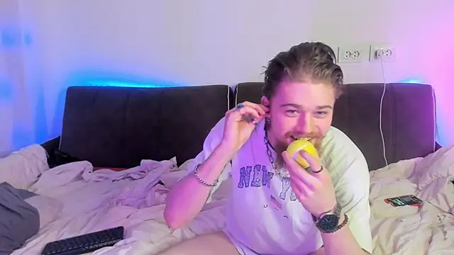 Lev Miller online show from 03-06-26, 02:30