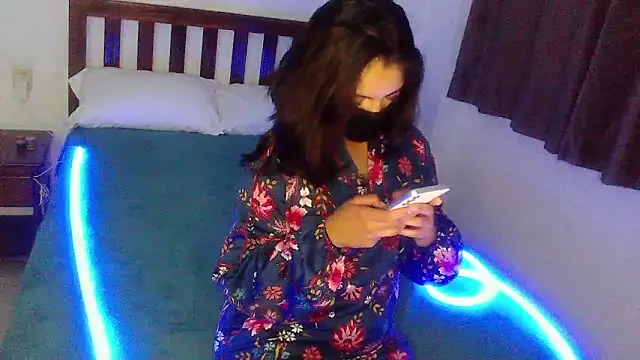 cubomarina online show from 01-12-26, 07:46