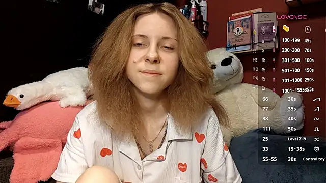 TiaraHenegan online show from 02-05-26, 07:13