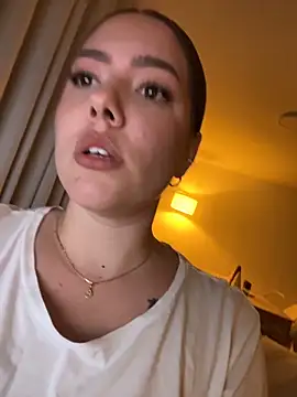 Just Sophie  online show from 01-06-26, 12:36