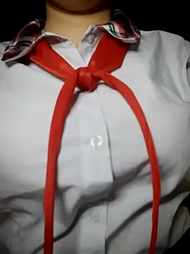 Snapshot of lina_loveee chatting on 06-26-26, 04:33 lina loveee online show from 06-26-26, 04:33