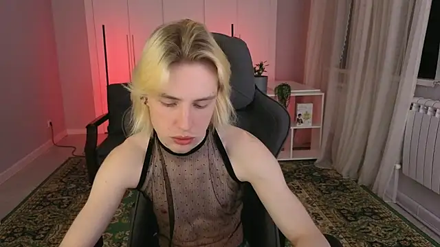 Snapshot of lucidangelok1 chatting on 05-05-26, 01:19 lucidangelok1 online show from 05-05-26, 01:19