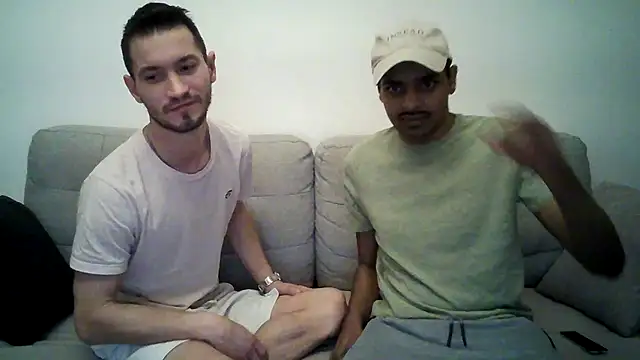Snapshot of batschi0512 chatting on 01-18-26, 04:05 batschi0512 online show from 01-18-26, 04:05