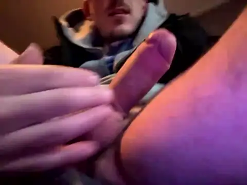 Snapshot of german_guy_sexy chatting on 01-12-26, 09:09 german guy sexy online show from 01-12-26, 09:09