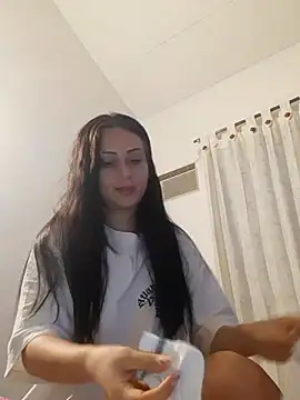 Snapshot of diosa_cristal_ chatting on 01-08-26, 04:04 diosa cristal online show from 01-08-26, 04:04