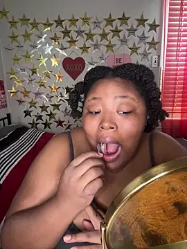 Chocolatebunnyxx96 online show from 02-13-26, 04:58