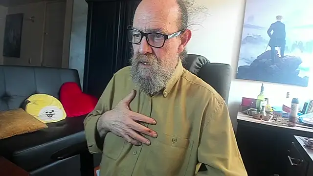 Uncle Hottie online show from 06-02-26, 06:54