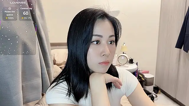 Snapshot of BabyOneDaily chatting on 05-10-26, 11:04 BabyOneDaily online show from 05-10-26, 11:04