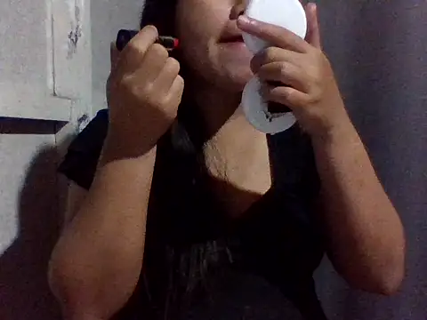 sweetprinces08 online show from 04-15-26, 07:32