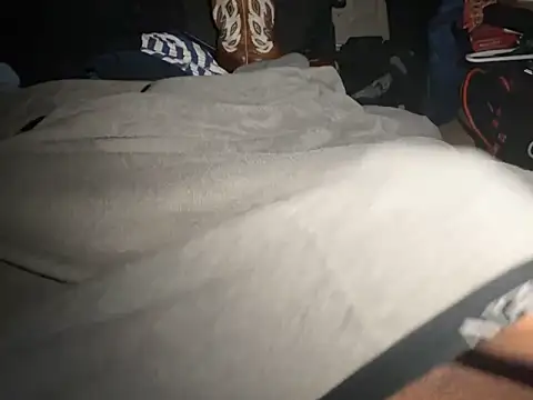 Snapshot of Mexicanforskin chatting on 03-01-26, 03:52 Mexicanforskin online show from 03-01-26, 03:52