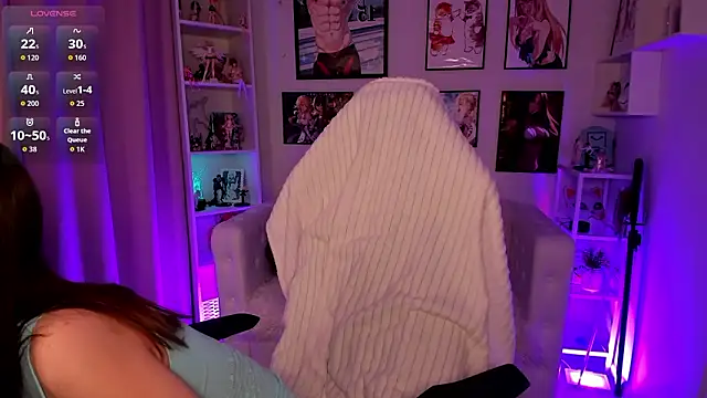 Layla Bloom online show from 02-25-26, 05:44