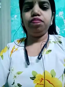 Snapshot of Shruty-11 chatting on 02-26-26, 09:19 Shruty-11 online show from 02-26-26, 09:19