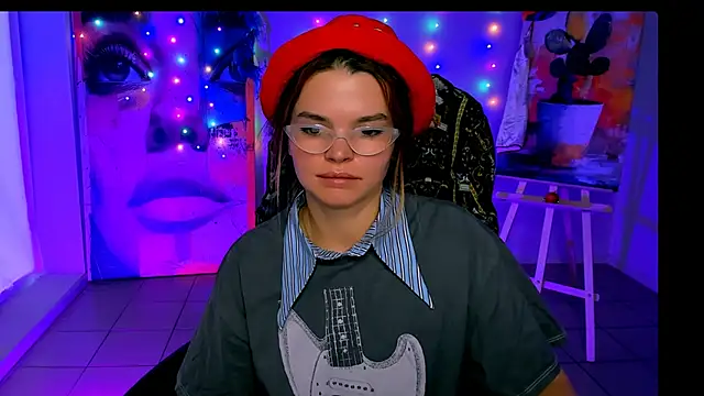 Snapshot of SaraGolben chatting on 01-13-26, 09:25 SaraGolben online show from 01-13-26, 09:25