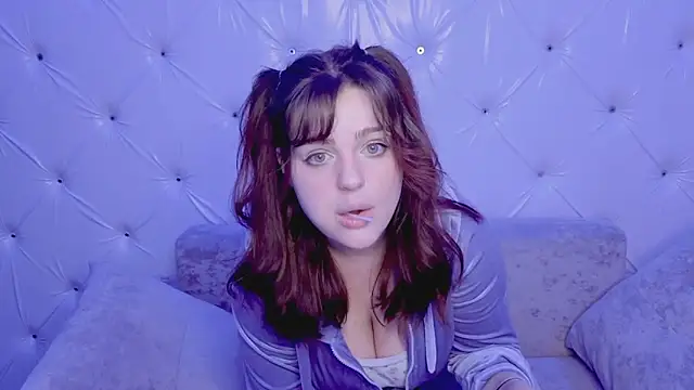 MilkyPop  online show from 03-06-26, 09:28