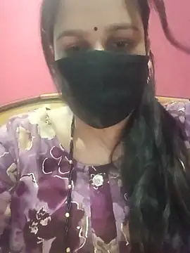 Snapshot of 01Roshani chatting on 06-15-26, 09:17 01Roshani online show from 06-15-26, 09:17