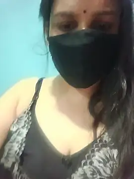Snapshot of 01Roshani chatting on 06-25-26, 09:03 01Roshani online show from 06-25-26, 09:03