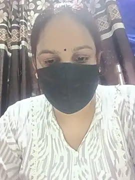 Snapshot of 01Roshani chatting on 07-07-26, 10:30 01Roshani online show from 07-07-26, 10:30