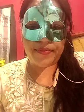 Snapshot of 01Roshani chatting on 07-10-26, 06:43 01Roshani online show from 07-10-26, 06:43