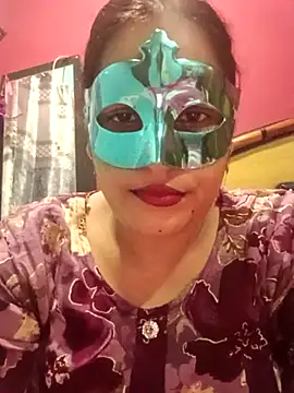 Snapshot of 01Roshani chatting on 07-15-26, 08:30 01Roshani online show from 07-15-26, 08:30