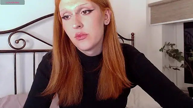 LunaBl1ss online show from 02-03-26, 06:22