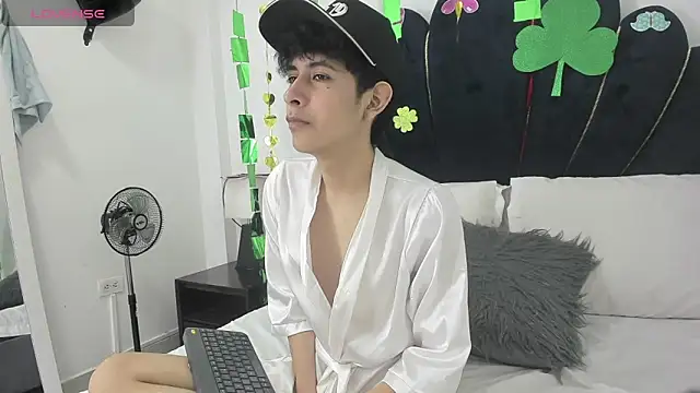 julian xx online show from 03-04-26, 07:09