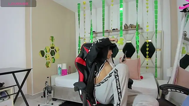 julian xx online show from 03-06-26, 07:32