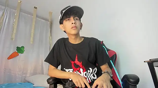 julian xx online show from 04-17-26, 07:17