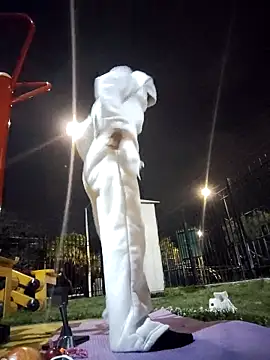 Snapshot of laperracobarde chatting on 02-28-26, 02:23 laperracobarde online show from 02-28-26, 02:23