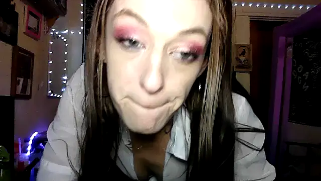 SultryEroticSlut online show from 02-25-26, 01:04