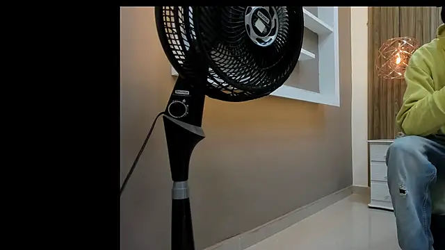 Snapshot of james__walsh chatting on 02-10-26, 07:29 james walsh online show from 02-10-26, 07:29