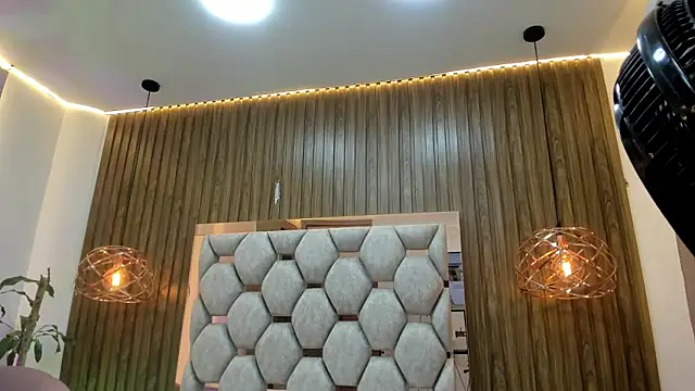 Snapshot of james__walsh chatting on 02-15-26, 07:43 james walsh online show from 02-15-26, 07:43